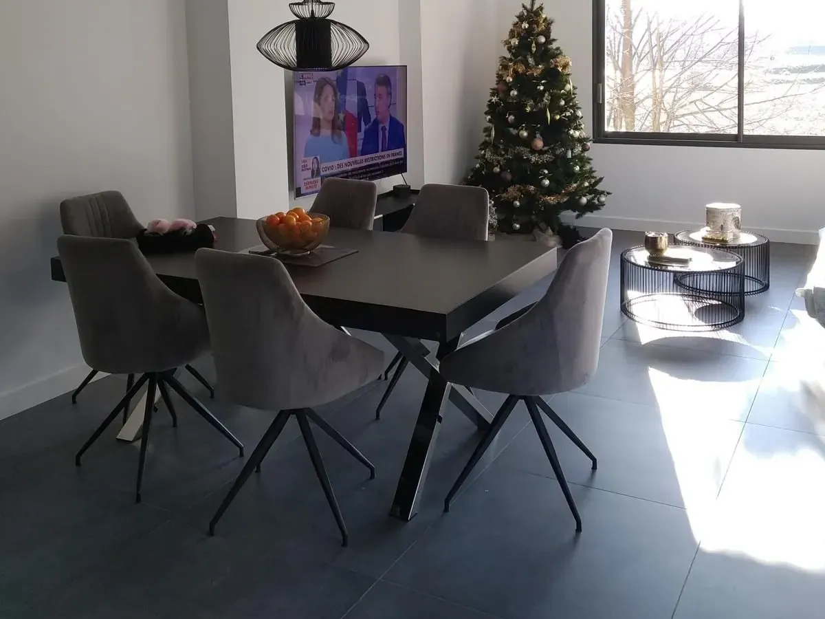 Salle à manger rénovée et aménagée